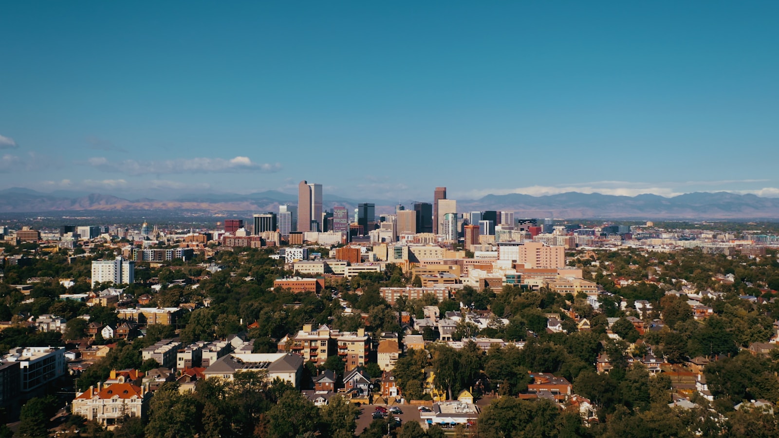 Denver, Colorado skyline with the Rocky Mountains in the distance